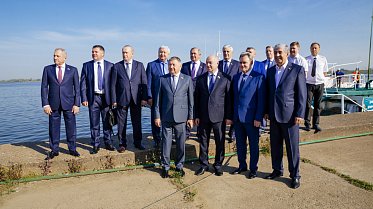 Ассоциация законодательных (представительных) органов государственной  власти субъектов РФ ПФО В Нижнем Новгороде